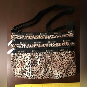 Lesportsac Quinn bag cheetah
